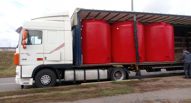 Отгрузка емкостей для хранения КАС и оборудования для хранения дизельного топлива фермерским хозяйствам Республики Беларусь